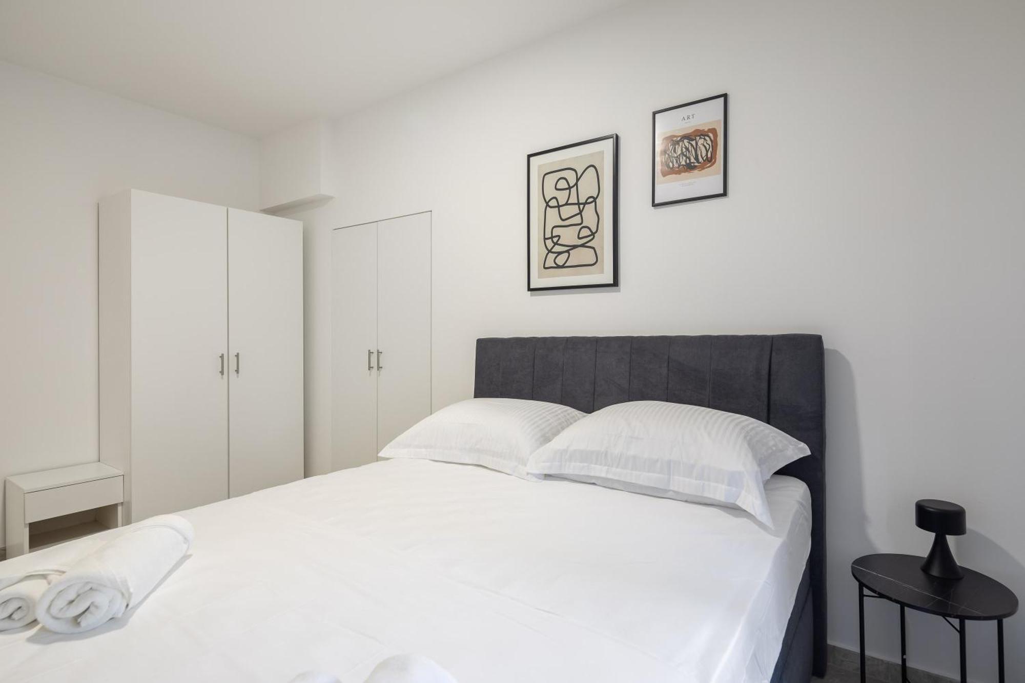 Beachfront Apartments Providenca With Free Parking Makarska Quarto foto